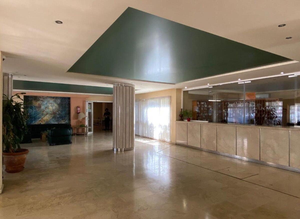 Estudio Benalmadena - Agata Luaran gambar