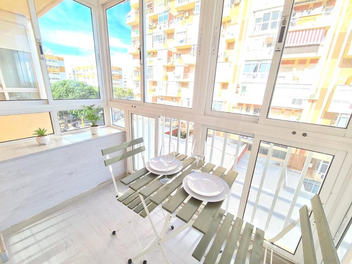 Estudio Benalmadena - Agata Luaran gambar